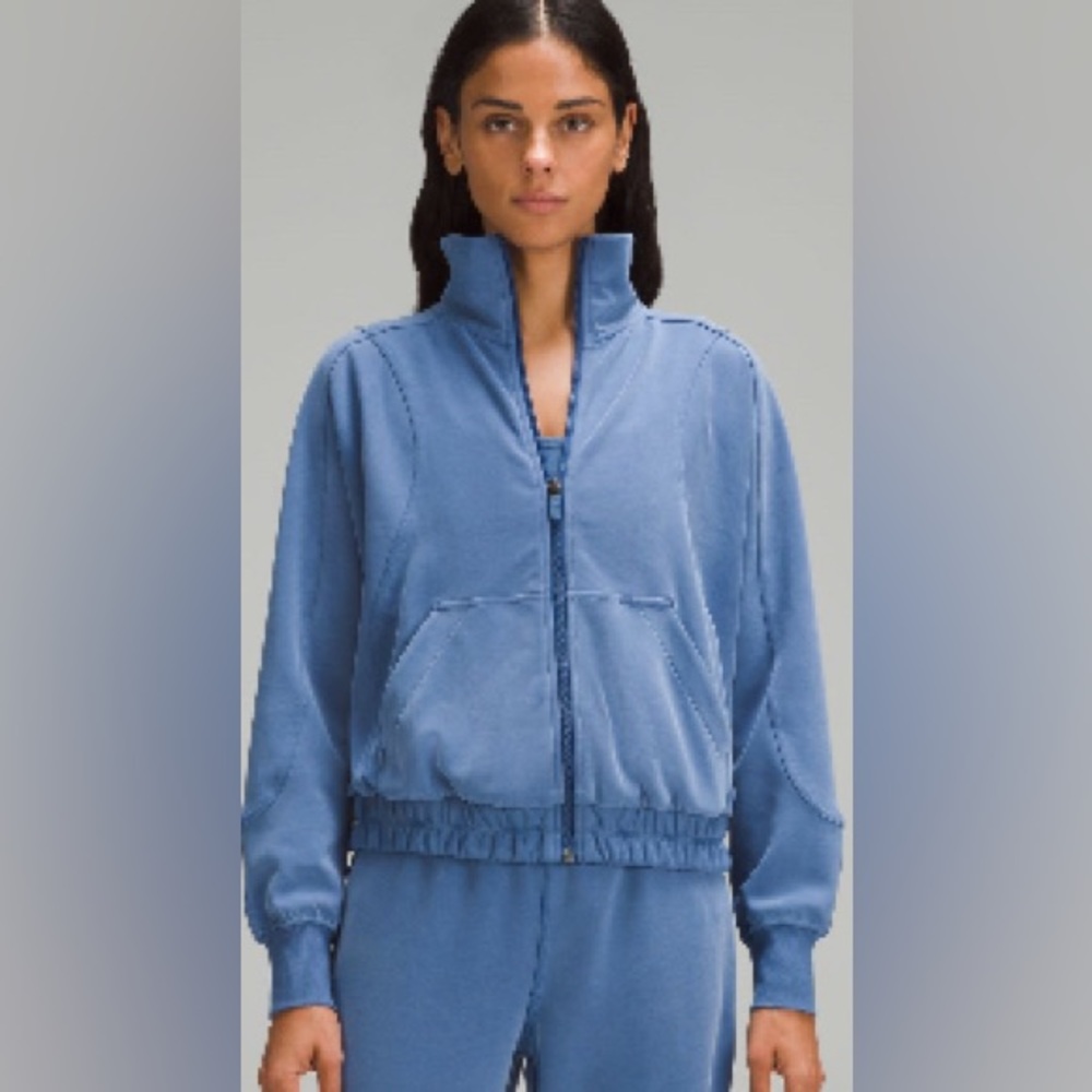 🍋NWT Lululemon Softstreme Full Zip
